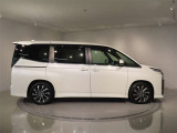 スーパーUVカット機能付(撥水機能付)UVカットフロントドアグリーンガラス&UVカット機能付プライバシーガラス(スライドドア・リヤクォーター・バックドア)