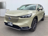 車名の由来:ヴェゼルはカットした宝石の小さな面(Bezel)とクルマ(Vehicle)を組み合わせた造語で、「角度によって表情を変える宝石のように、多面的な魅力と価値を持つクルマ」を意味する。