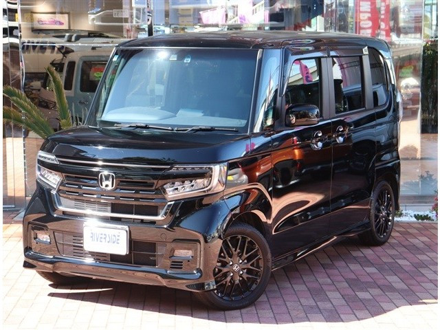 ホンダ N-BOXカスタム 