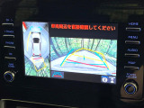 【パノラミックビューモニター】専用のカメラにより、上から見下ろしたような視点で360度クルマの周囲を確認することができます☆死角部分も確認しやすく、狭い場所での切り返しや駐車もスムーズに行えます。