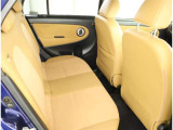 ゆとりある広々とした車内空間は、ドライブを始め買い物やレジャーなど、幅広く活躍します。一人でもみんなとでもお出かけを楽しみましょう!