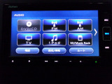フルセグテレビ搭載。DVD・CD再生・SDカードにも対応しています。