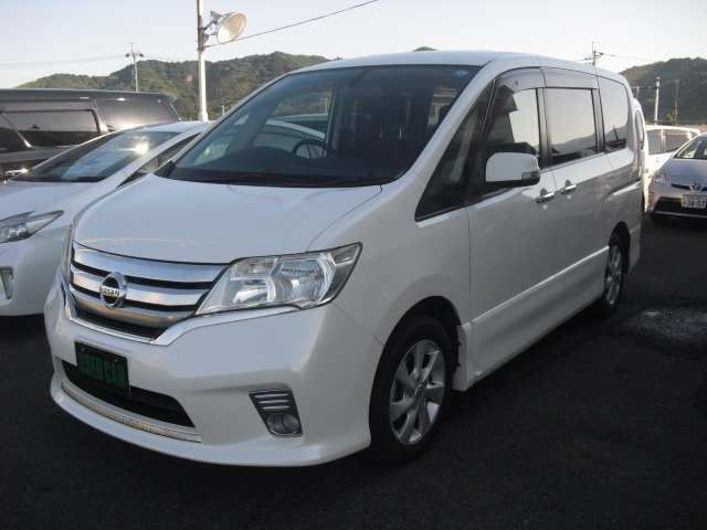 日産 セレナ 