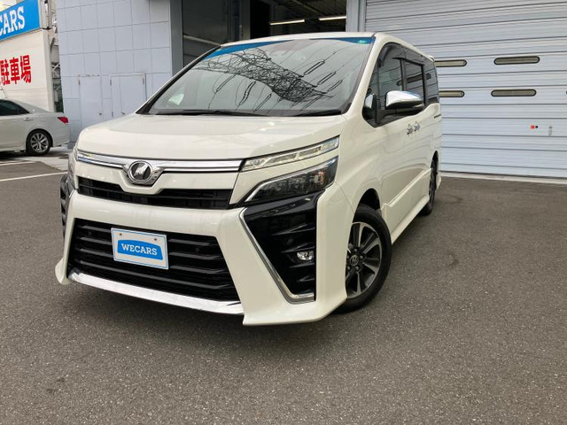 トヨタ ヴォクシー 