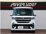 【車屋】として、長く車業界に従事した経験豊富なスタッフが多数在籍しております。