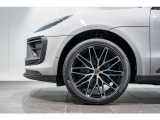 21インチ RS Spyder Design ホイール搭載です。