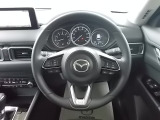 ドライバーのさまざまな体格に応じて適切な運転姿勢を取りやすいようにハンドルの前後位置と高さを調整できるチルト&テレスコピックステアリング!!