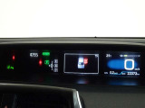 視点移動が少ないセンターメーター、ロングドライブも疲れません。