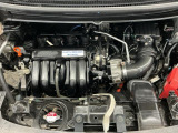 技術が詰まったエンジンルームもご覧の通りピカピカにクリーニング済みです。ハイブリッドなのでお財布にも環境にも優しいです。