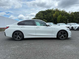 常時100台以上のBMW/MINIを展示!大型展示場でお気に入りの車両を見つけてください♪