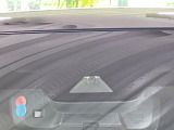 【トヨタセーフティセンス】走行中に前方の車両等を認識し、衝突しそうな時は警報とブレーキで衝突回避と被害軽減をアシスト。より安全にドライブをお楽しみいただけます。