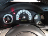 見やすいメーターで安全運転のお役に立ちます。