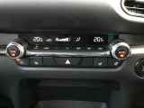 寒い冬場にうれしい機能シートヒーターとハンドルヒーター付