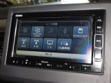 純正メモリーナビ(VXM-224VFi)を装着しております。AM、FM、CD、DVD再生、Bluetooth、音楽録音再生、フルセグTVがご使用いただけます。初めて訪れた場所でも安心ですね!