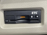 【ETC】高速道路の料金所をストレスなく通過!話題のスポットやサービスエリアに多い「スマートIC」利用時は必須のアイテムです。当店でセットアップを実施、ご納車当日からすぐにご利用いただけます!
