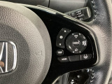 【アダプティブ・クルーズ・コントロール】予め設定した車速内でクルマが自動的に加減速。 前走車との適切な車間距離を維持しながら追従走行し、高速道路でのドライバーの疲労を軽減してくれる嬉しい機能付♪