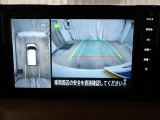 バックモニター付きなので車庫入れもラクラクです♪