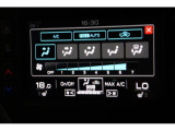 左右独立エアコンだから、助手席と運転席でエアコンの主導権争いが起こらない!
