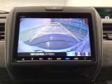 バックモニター付きで、車庫入れやバック時の後方確認をしっかりサポート。モニターに映し出される映像で死角も確認しやすく、狭い場所での駐車や後退時の操作をより安心して行えます。