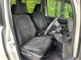 ドライバーによって運転しやすいポジションは異なり、あの車はどうなのか不安なこともありますよね。気になるお車は店頭で乗り込んでご確認いただけます♪