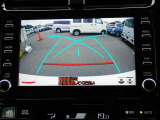 バックカメラ装備しております。駐車時に大変役に立ちますよ。駐車が苦手な方にも便利機能です。