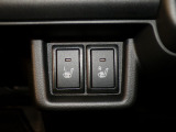 【シートヒーター】シートヒーター装備車です。寒い冬に乗車中とても暖かく快適に移動できます。冷え性の方にピッタリの装備です!