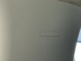 正面だけではなく横や衝撃によるガラス面への衝突を防止してくれるカーテンSRSエアバッグ付きです!