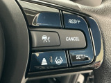 【アダプティブ・クルーズ・コントロール】予め設定した車速内でクルマが自動的に加減速。 前走車との適切な車間距離を維持しながら追従走行し、高速道路でのドライバーの疲労を軽減してくれる嬉しい機能付♪