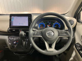 運転席からの視界が左右に広く隅々まではっきりと見えます!クルマの前端も把握しやすく安心です★