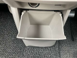 使いやすい場所に豊富な収納スペース!収納が多いと便利ですよね♪