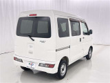 広々とした車内空間に優れた燃費性能。