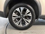 タイヤサイズは235/60R18です♪