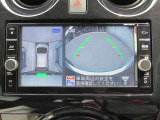 アラウンドビュー☆空から見下ろすような視点で、スムーズな駐車と安全確認をサポート!運転の心強い味方になってくれます♪