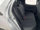 運転席や助手席だけでなく、カーテンエアバッグも装備しています。側方からの衝撃からもしっかりお客様を守ってくれます。