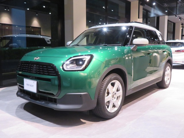 BMW MINI ミニカントリーマン 