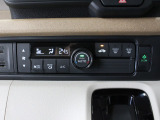 【シートヒーター】寒い季節の味方!エアコンより素早く暖まるので、出発してすぐの車内の寒さを和らげます♪