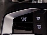 【プッシュスタート】プッシュスタートの最大のメリットは「防犯対策」です。スマートキーと車のIDが合致しないとエンジンは始動させることができません。