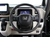 【運転席まわり】Honda独自の設計思想に基づき、自然に手を伸ばした先に操作したいものがあるようレイアウトを追求 !