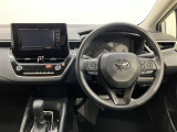 見通しのよいすっきりとした視界で、誰でも運転しやすいです。運転のしやすさは疲れにくさにも繋がりますよ♪