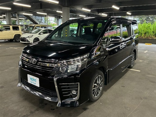トヨタ ヴォクシー 