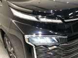 ★LEDヘッドライト★LEDは明るく遠くまで照らす光量で夜間走行の視認性を高めます。長寿命で省電力!見た目もスタイリッシュです。