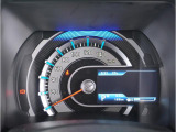 【明るく見やすいメーター】視認性が良く明るく見やすいメーター。運転者にとって見やすいメーターは運転していても疲れないですよね。