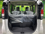普段のお買い物や通勤、送迎等に十分な荷室スペースを確保しております。セカンドシートを倒すと、大きな荷物の積載も可能です♪
