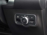メルセデスの認定中古車「サーティファイドカー」保証は、万一お車が故障した場合も、ご購入後1年間もしくは2年間※は走行距離にかかわらずメルセデス・ベンツ正規サービスネットワークで無料修理いたします。