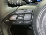 ステアリングスイッチ装備!運転しながら手元でオーディオの操作などができます。