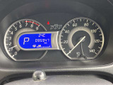 メーター中央部にディスプレイがあり、ドライバーに必要な車両情報を表示してくれます♪