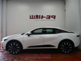 クラウンクロスオーバー 2.4 RS E-Four advanced 4WD 