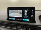 リバースギアに入れるだけで後方の表示へ切り替わります。夜間や雨の日の駐車も楽になりますよ。