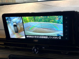 【アラウンドビューモニター】専用のカメラにより、上から見下ろしたような視点で360度クルマの周囲を確認することができます☆死角部分も確認しやすく、狭い場所での切り返しや駐車もスムーズに行えます。