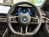 ☆ お車は内外装とも常駐している専門業者が自拠点にて丁寧に仕上げさせて頂きご納車させて頂きます。ご納車前の整備から最終の内外装仕上げやイノベクションコーティングまで、自拠点内ですべて仕上がります。